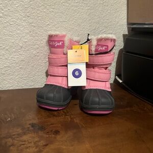 Toddler girls pink/white and gray color winter boots (6)